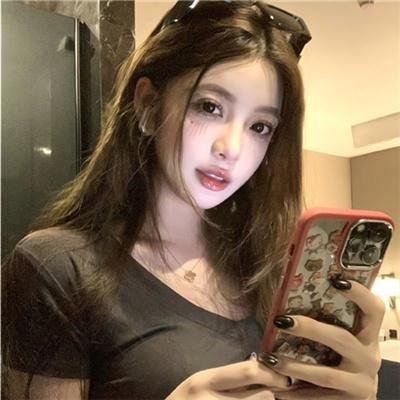 关于她的二三事